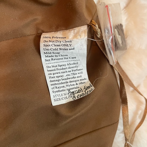 RARE Vintage (90s/00s) Formal Gown - Picture 9 of 9